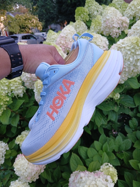 Hoka Shoes - Hoka One Bondi 8 Comfort/Lifestyle Medical Field Shoes Size 7.5D Wide for Women